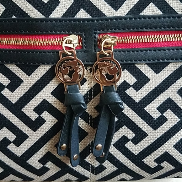 Spartina  Callahan zipper hipster bag - Picture 3 of 16